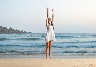 Are Chemical-Free Feminine Care Products Like Organic Cotton Pads Safer for Intimate Health? 